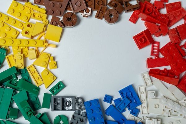 How to build a powerful 
 developer community